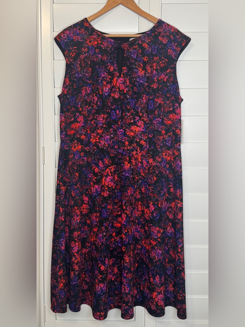 NWT...Sabrina Collective floral watercolor dress size 18W